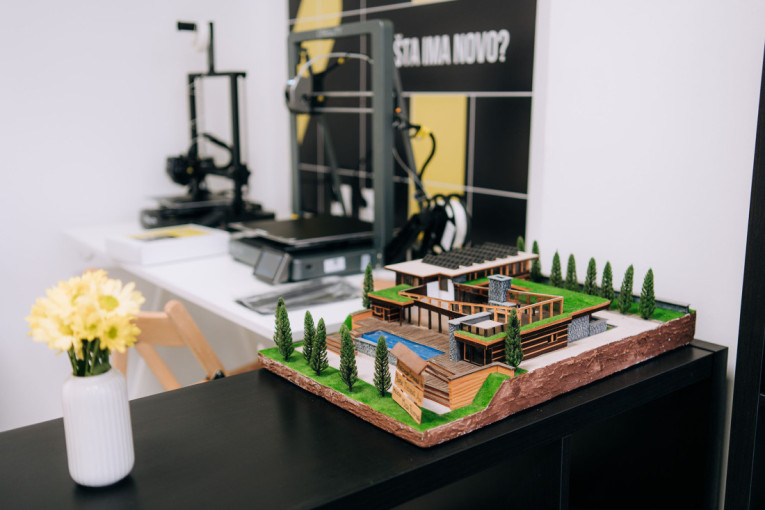 Mejkers lab mreža porasla na 41 učionicu budućnosti: Zatvaranje kruga u 2025. uz tri nova prostora  za učenje i inovacije