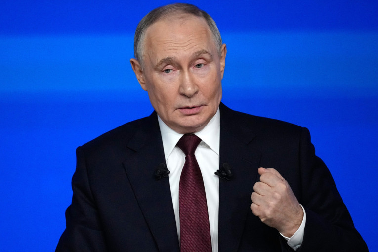 Putin: Kijev ne žuri da reši sukob mirnim putem