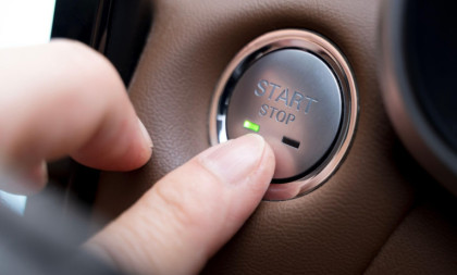 Stručnjaci otkrivaju istinu o start/stop sistemu: Koristan saveznik ili skriveni neprijatelj automobila?