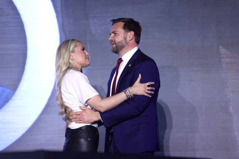 Udovica Čarlija Kirka podržala Džej Di Vensa za predsedničke izbore 2028. u Americi!