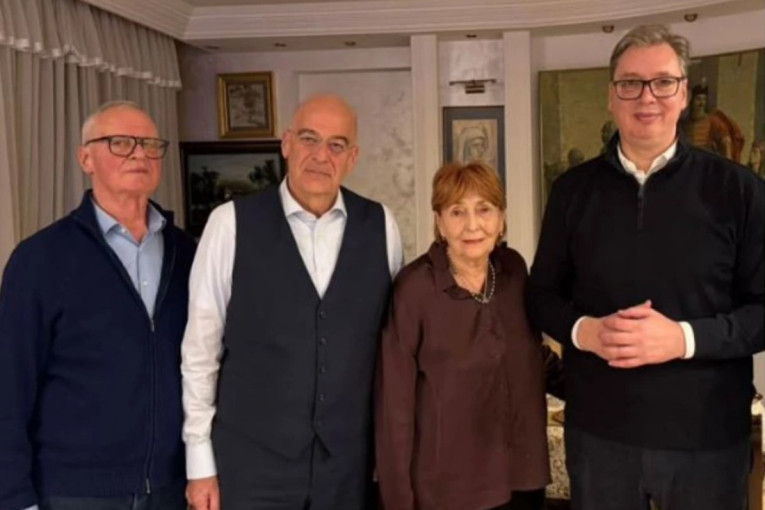 "Bila je čast ugostiti velikog prijatelja Srbije": Vučić objavio sliku iz roditeljskog doma na dan krsne slave