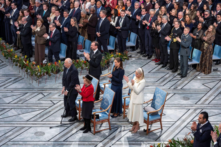 Princeza mora na transplantaciju pluća: Stanje je sve lošije, oglasila se kraljevska palata!