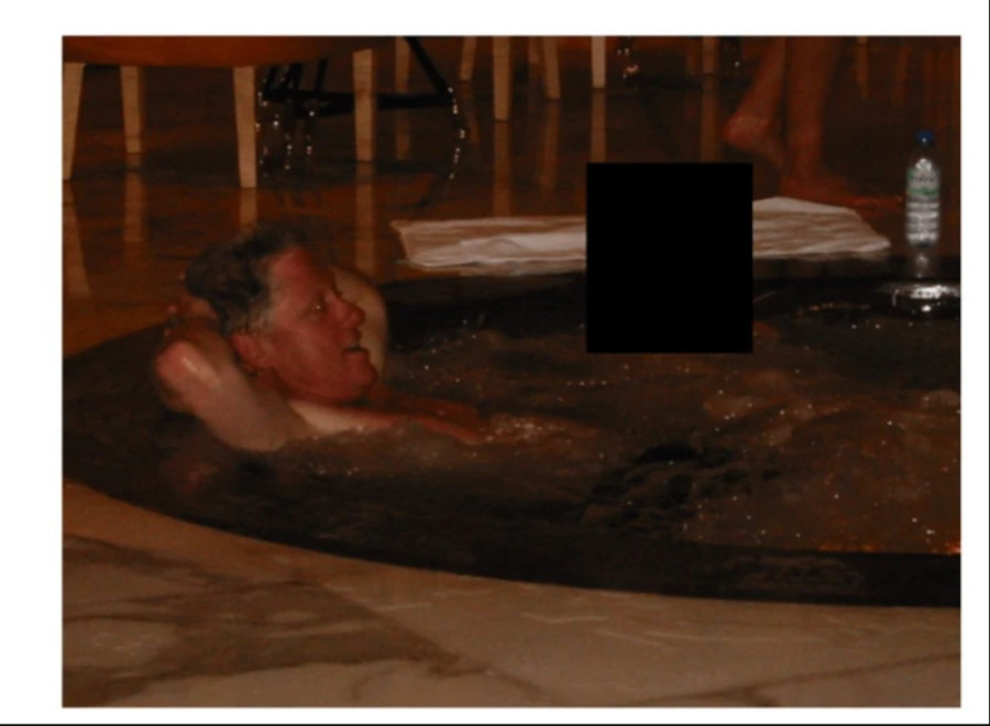 Skandal kakav se ne pamti: Šta su sve otkrili novi Epstinovi dokumenti i ko se nalazi u njima? (FOTO)