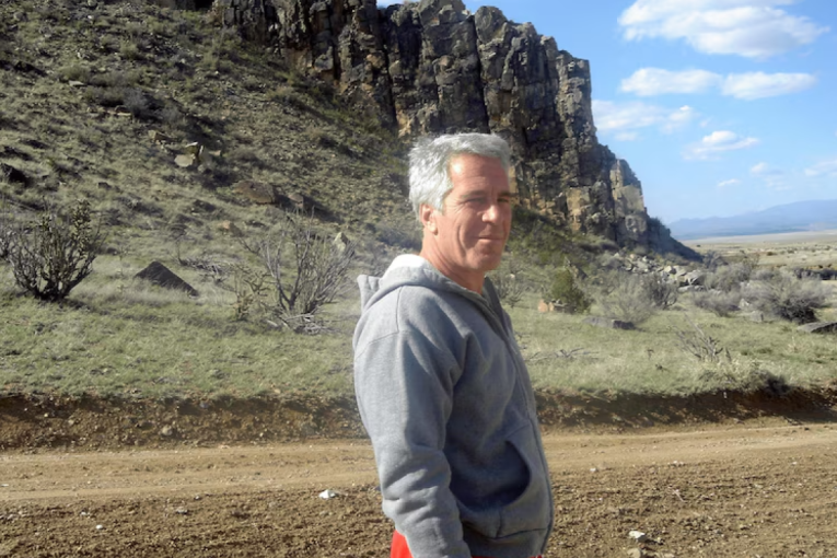 Kontroverza bez kraja: Obeščašćeni princ Endrju večerao s osuđenim pedofilom