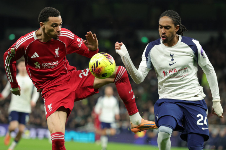 Semenjo doneo veliku odluku! Ostrvo bruji - zvezda Bornmuta izabrala novi klub!