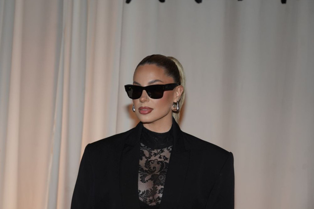 Sara Jo pevala i plakala kao kiša! Snimak iz Makedonije o kojem se priča (VIDEO)