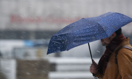 Vremenski haos pred nama: Sneg do 15 centimetara, poledica i vetar do 100 kilometara na sat