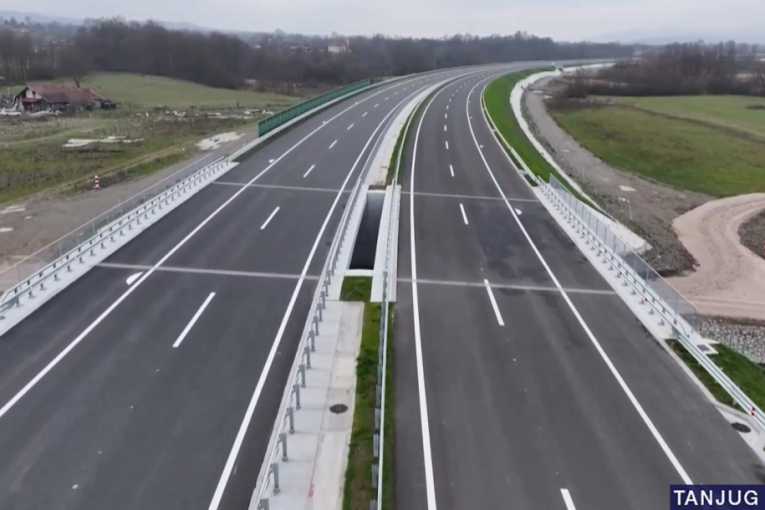 U srcu Šumadije oživljava Vožd Karađorđe: počinju radovi na brzoj saobraćajnici, u planu i brze pruge širom Srbije
