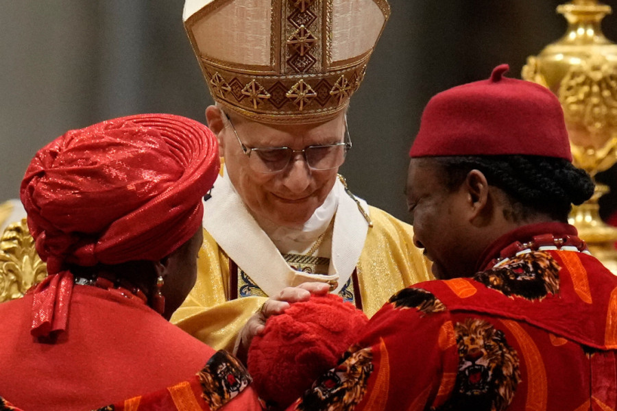 Papa Lax XIV predvodio Božićnu misu: Odbijanje siromašnih je odbijanje Boga (FOTO)