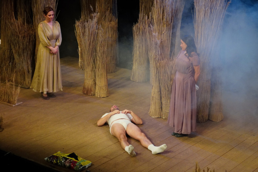 Održana premijera predstave "Gospođa Olga" u Narodnom pozorištu: Priča o temama koje nas i danas pogađaju (FOTO)