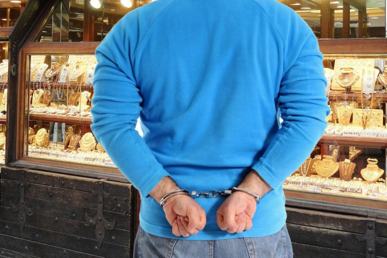 Hapšenje u Novom Pazaru! "Pao" razbojnik koji je opljačkao zlataru, uhapšen i policajac!