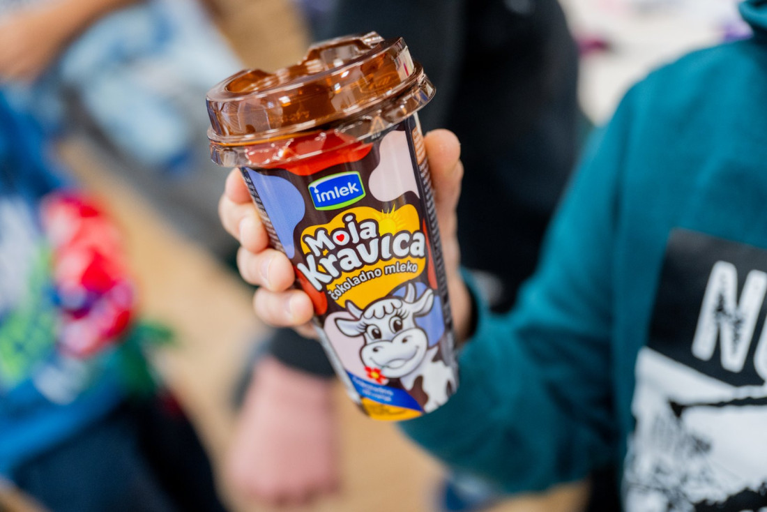 Moja Kravica i Imlek obradovali decu bez roditeljskog staranja