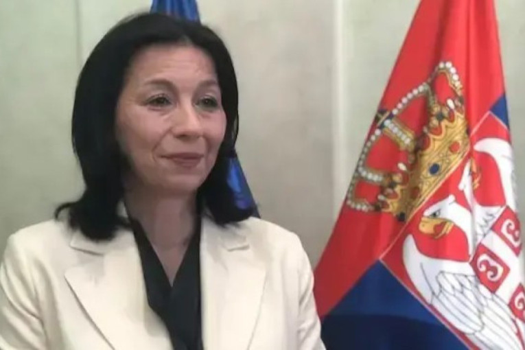 Prevezena u Beograd: Evo kakvo je stanje gradonačelnice Užica nakon što je doživela srčani udar