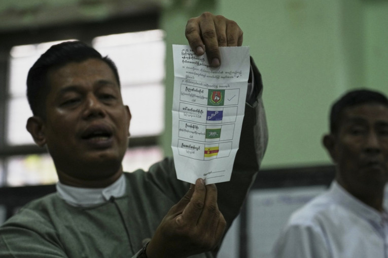 Mjanmar održava prve izbore posle vojnog puča: Sve će se odvijati u tri faze