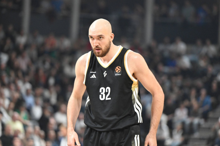 Partizan mora da popravi utisak! Penjaroja očekuje težak meč, Marinković želi reakciju