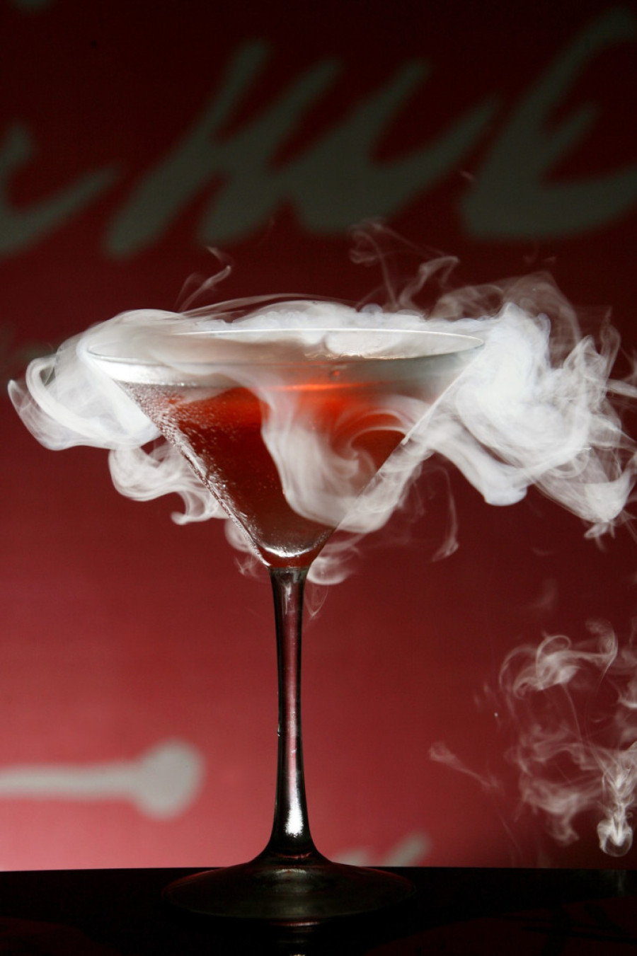 Horor na božićnoj žurci: Popio koktel i pukao mu želudac!