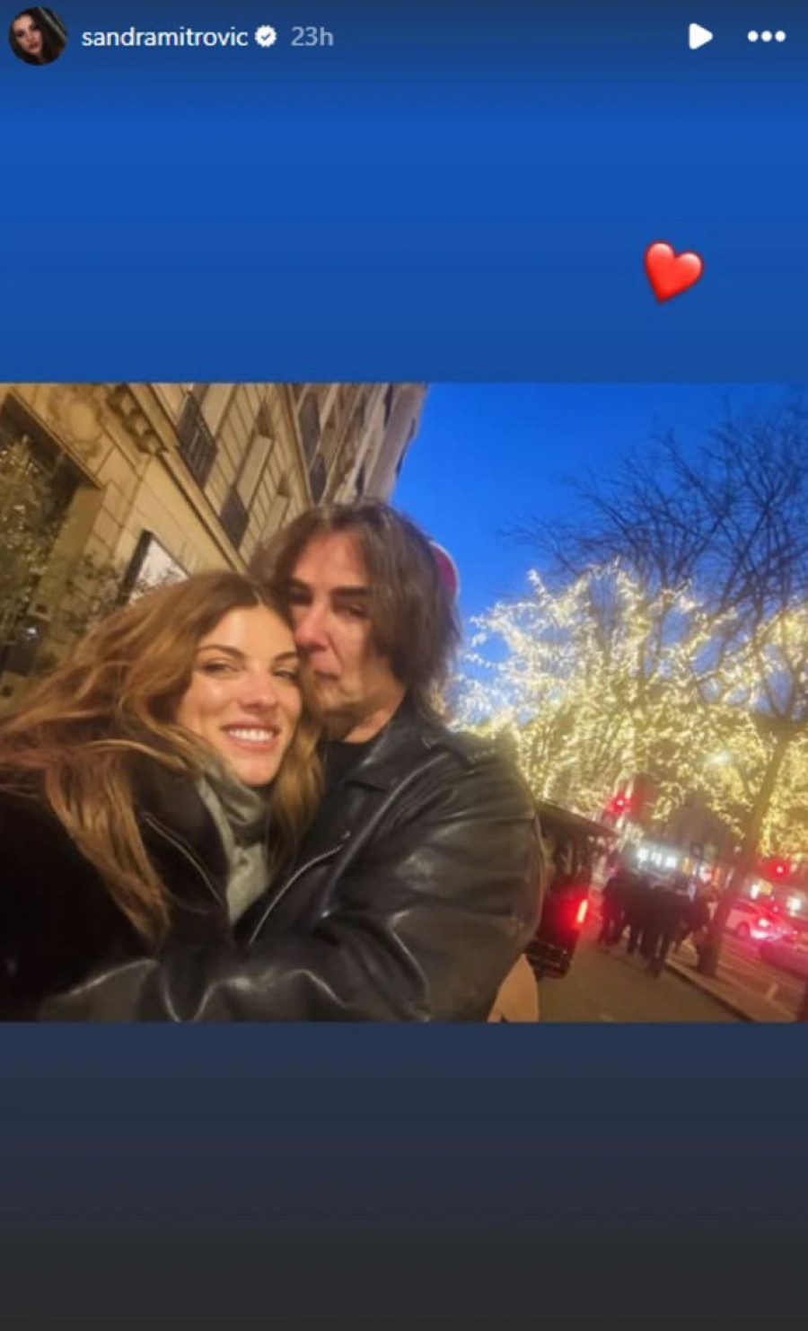 Mitrović uživa u Parizu sa ćerkom iz prvog braka: Ovom fotografijom pobrali su sve simpatije!