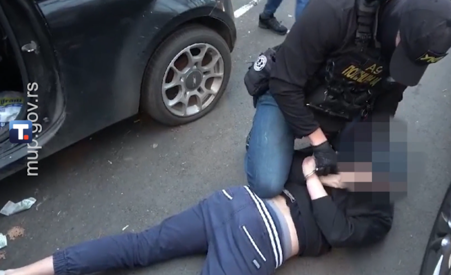 Drama na Vračaru: Policija uhapsila trojicu, zaplenjena velika količina droge nakon požara u kafiću