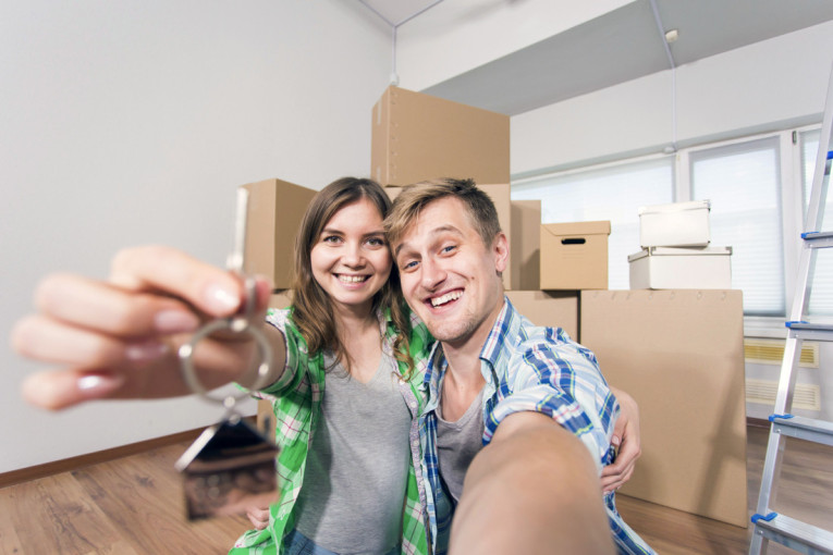 Veliko interesovanje mladih za stambene kredite u 2025. godini: Otkrivamo kakve stanove biraju i gde ih najviše kupuju!