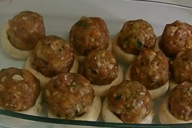 Pravi novogodišnji hit: Dekorativno predjelo koje daje pečat celoj prazničnoj trpezi