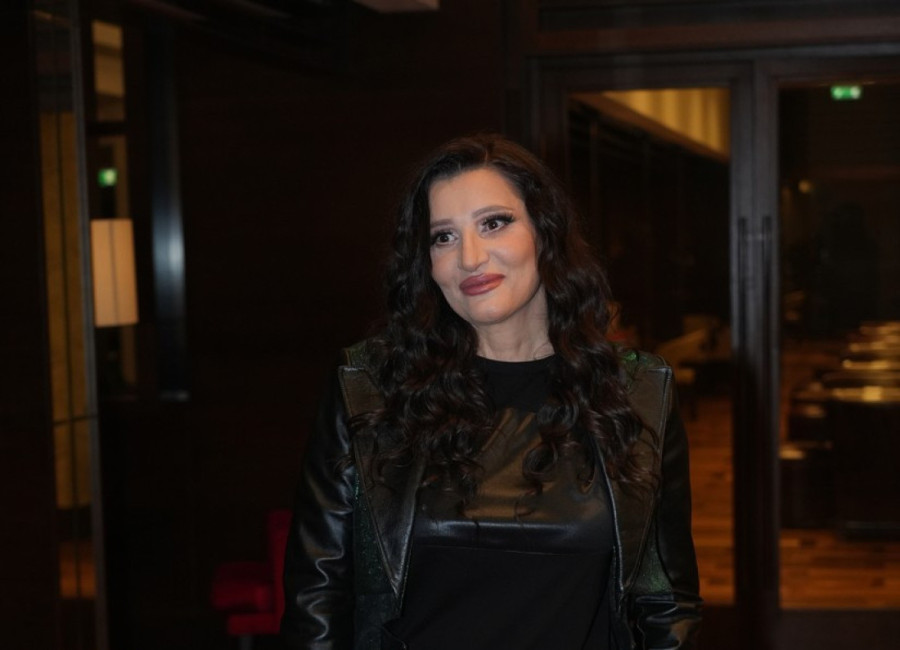 "To je teroristički napad, bilo je reketiranja!" Pevačica razvezala jezik o napadu na Čolinu kuću!