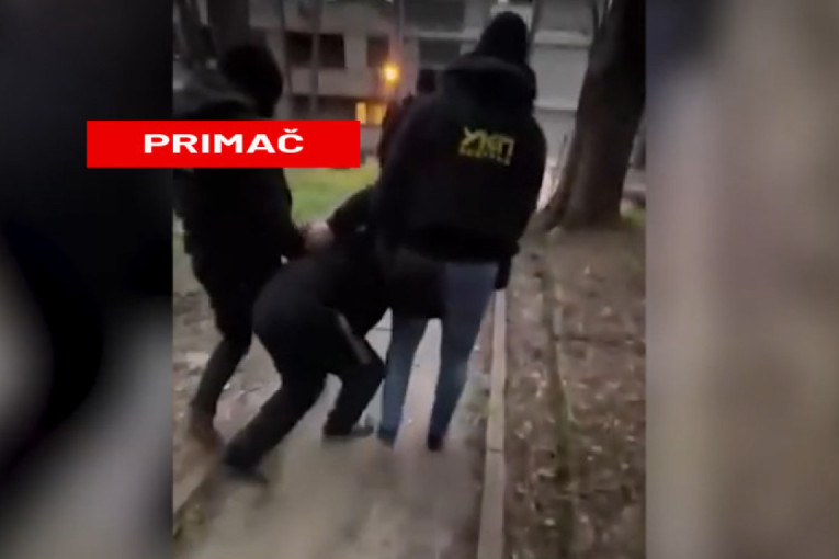 Razbojnik iz zgrade prima tri NFL udarca: Jedino ovako Tihomir može da završi na doživotnoj robiji (VIDEO)