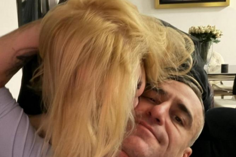 Čeda Jovanović sprema večeru za Acu u luks domu! Detaljno je pokazao recept! (VIDEO)