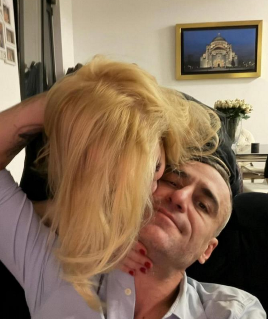 Požgaj našao novu devojku! Posle razvoda ljubi ovu fatalnu plavušu (FOTO)