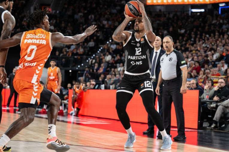 Partizan porazom završio godinu: Crno-beli prosuli vođstvo i u Valensiji (FOTO/VIDEO)