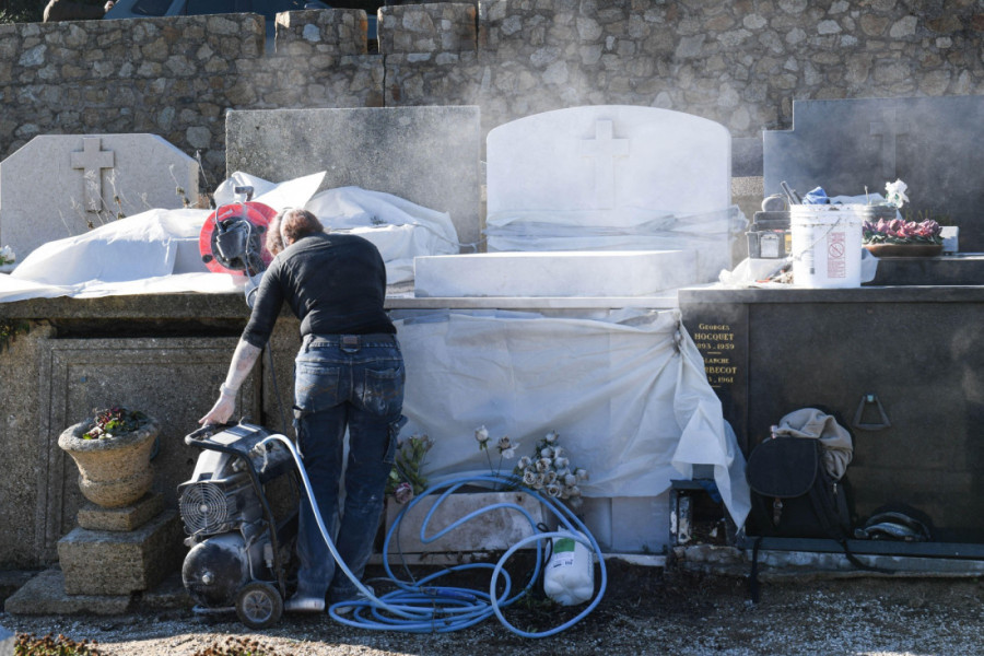 Pogledajte kako će izgledati grob Brižit Bardo: Počeli radovi na večnoj kući legendarne glumice (FOTO)
