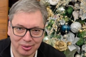 Šta su najbliži saradnici poželeli predsedniku za Novu godinu: Vučić objavio video sa čestitkama (VIDEO)