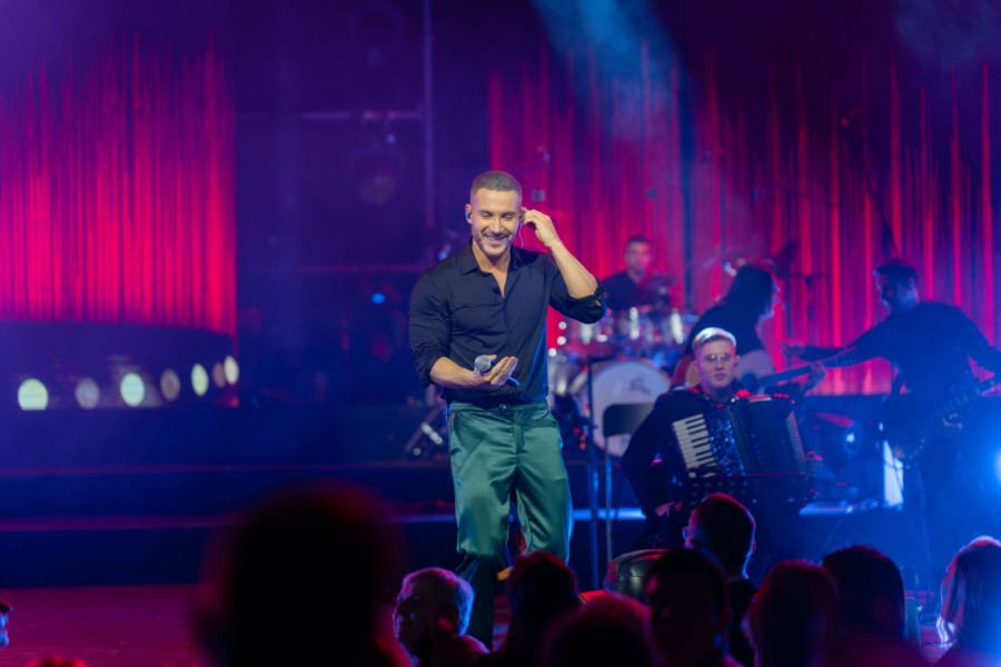 Dva rasprodata koncerta nisu bila dovoljna: Saša Kovačević zakazao i treći susret u Sava cntru! (FOTO)