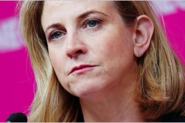 Austrijska ministarka Beate Majnl-Rajzinger uhvaćena u prevari