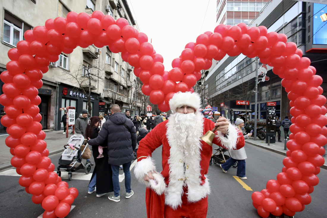 "Ulica otvorenog srca" na 16 lokacija: Koncerti, žongleri, ma ima za sve (FOTO)