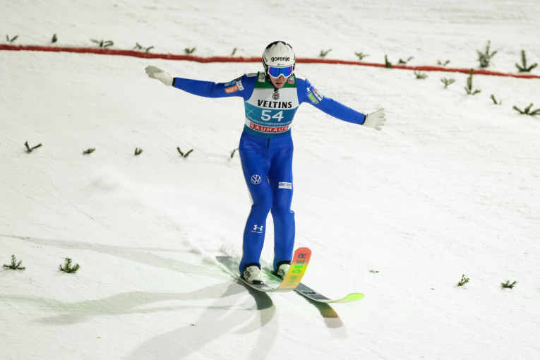 Zajc je stvarno "neverovatan": Slovenac diskvalifikovan čak 2 puta, zbog iste stvari! (FOTO)