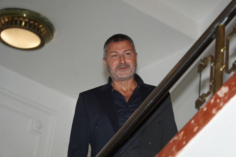 Đole Đogani odgovorio na optužbe da je pretio organizatoru na dočeku: "Ne sme u policiju, zatvoriće ga!"