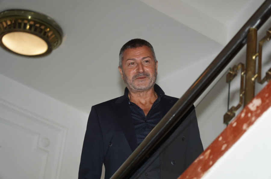 "Evakuisane su, nisam spavao celu noć" Đole Đogani zabrinut zbog ćerke i unuke!