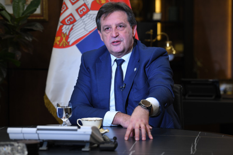 Dodik: Dan Republike određuje narod, a neki sud