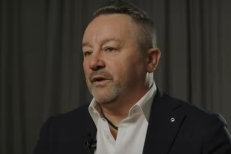 Zvezdina 2013/14 je bila turbulentna: Stojanović se prisetio "nepoznatog čoveka" i poraza na Vračaru, a Bajković skidanja dresova (VIDEO)