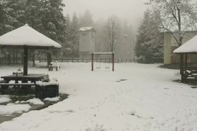 Ovo mesto u Srbiji je hit tokom praznika: Treba vam 30 evra i dobro raspoloženje!