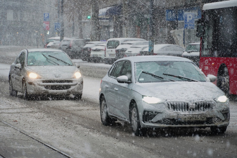 Ovo su trenutno najkritičnije tačke u zemlji! Iz Puteva Srbije upozoravaju vozače