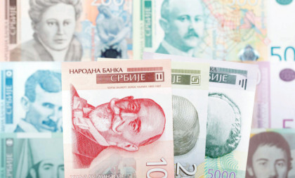 Stiže novac na račune građana: Poznati tačni datumi isplate