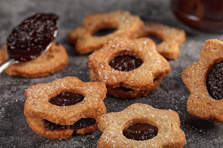 Recept dana: Čokoladne princes-krofne se tope u ustima i nestaju sa tanjira za tren oka