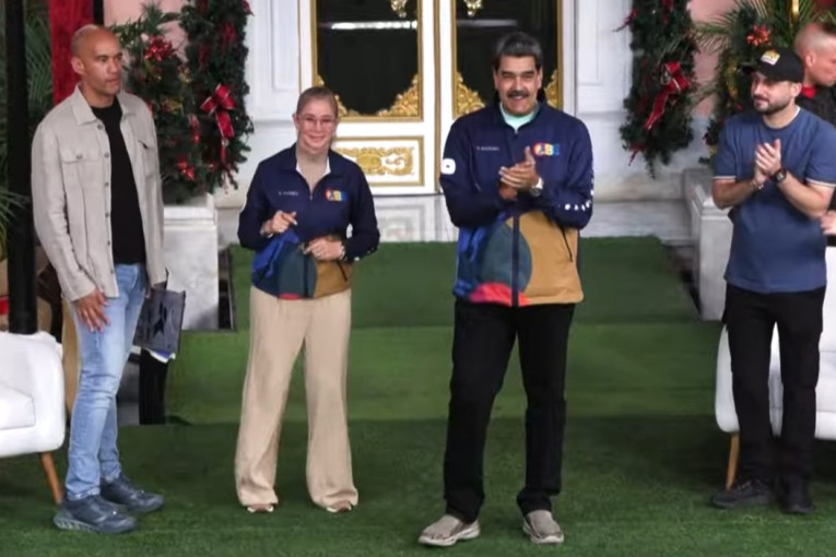 Od večeras saobraćaj se vraća na Trg Nikole Pašića