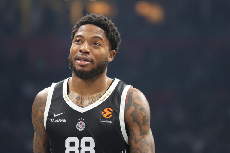 Gotovo je: Tajrik Džons napustio Partizan!