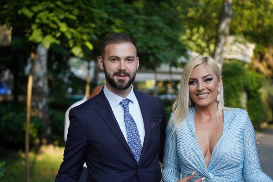 "Teško mi je..." Oglasila se Goga Gačić nakon saznanja da je bivši varao sa koleginicom!