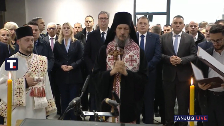 Vučić u Trebinju: "Spremni smo da uložimo 200 miliona evra u aerodrom"