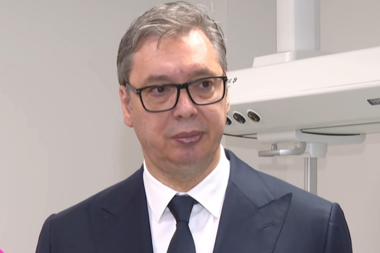 "Ako Grenland padne u ruke Amerike...": Zastrašujuće upozorenje predsednika Vučića