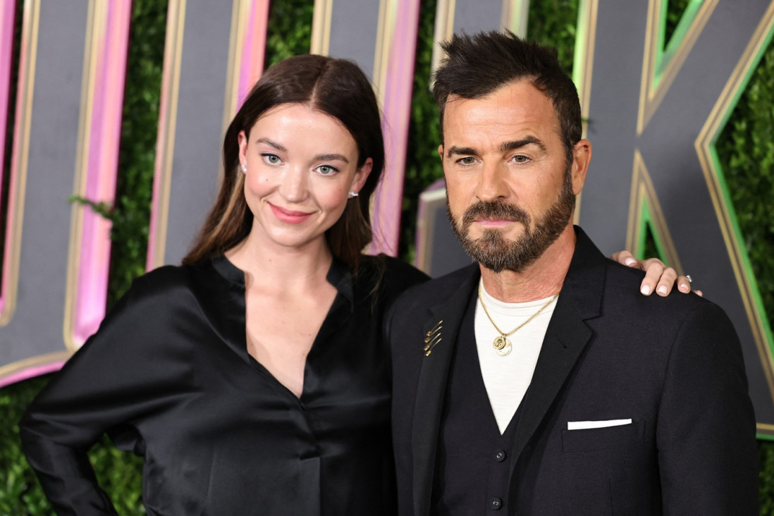 Trudnički stomak u prvom planu! Žena Džastina Terua blistala na cvenom tepihu (FOTO)