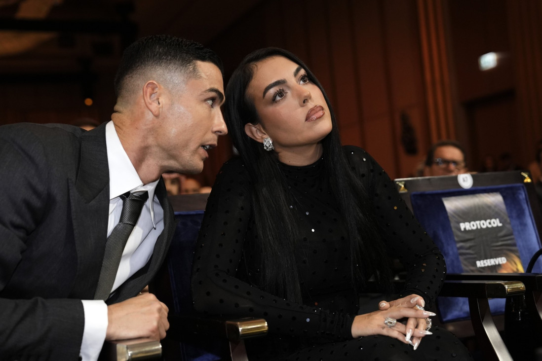 Kristijano šokirao saigrače! Ronaldo se pojavio na treningu tri dana posle venčanja s potpuno novim imidžom! (FOTO)